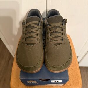 Lems Chillum Spruce Minimalist Shoes Men 8.5 Women 10 New in The Box Lightweight